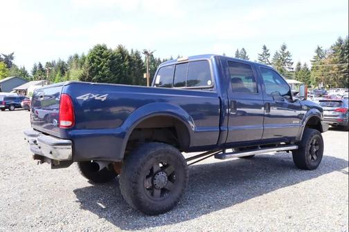 True Blue Clearcoat Metallic 2004 Ford F-250 XLT Crew Cab