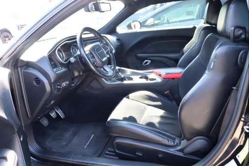 Pitch Black Clearcoat 2015 Dodge Challenger R/T Scat Pack