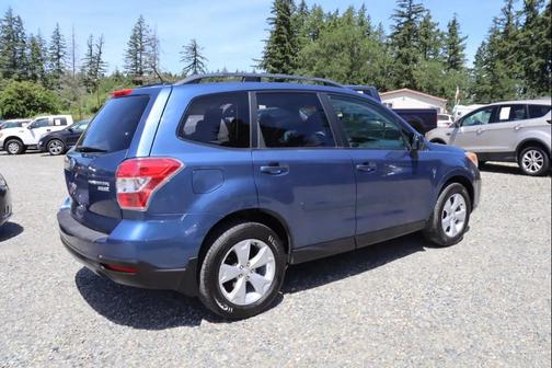 Marine Blue Pearl 2014 Subaru Forester 2.5i Premium
