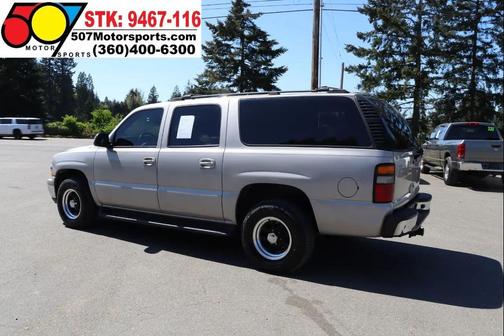 Silver Birch Metallic 2004 Chevrolet Suburban 1500 LT