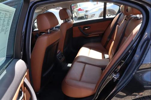 Black 2011 BMW 328 xDrive