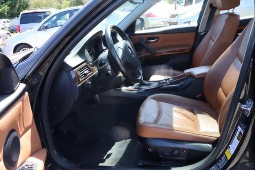 Black 2011 BMW 328 xDrive