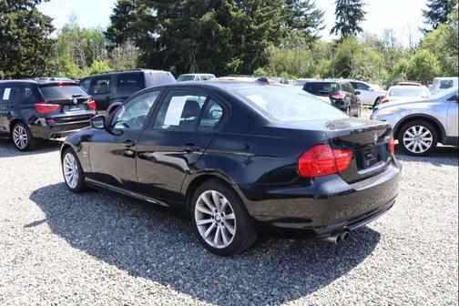 Black 2011 BMW 328 xDrive