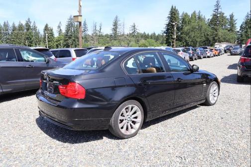 Black 2011 BMW 328 xDrive