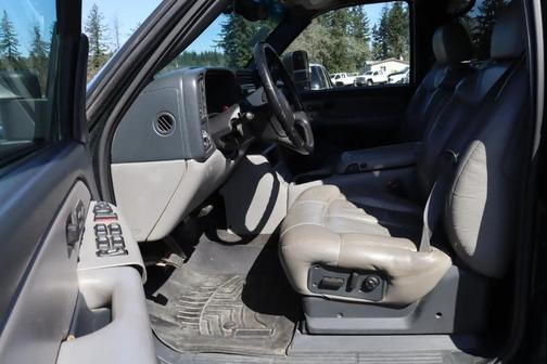 2001 Chevrolet Suburban 2500 LT