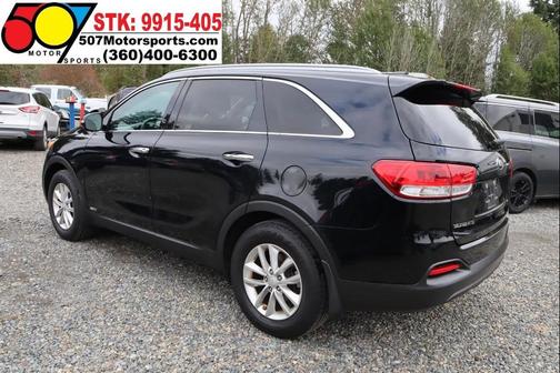 Ebony Black 2017 Kia Sorento LX