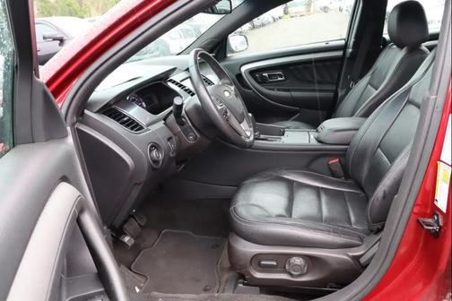Ruby Red Metallic Tinted Clearcoat 2015 Ford Taurus SEL