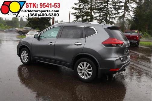 Gun Metallic 2018 Nissan Rogue SV