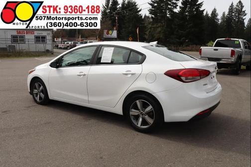 Snow White Pearl 2018 Kia Forte LX