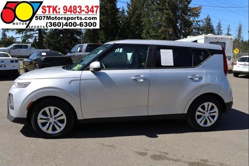 Sparkling Silver 2021 Kia Soul LX