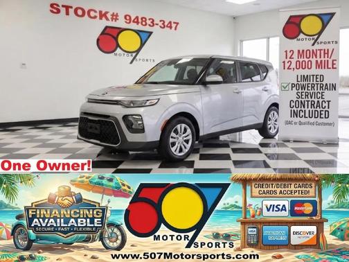 Sparkling Silver 2021 Kia Soul LX