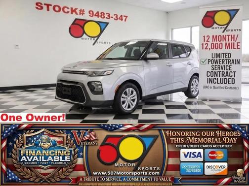 Sparkling Silver 2021 Kia Soul LX