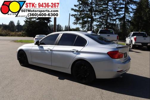Silver 2015 BMW 320 i