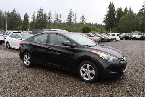 Black Diamond 2013 Hyundai ELANTRA Limited