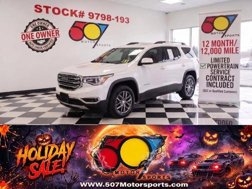 White 2017 GMC Acadia SLT-1