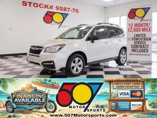 Crystal White Pearl 2017 Subaru Forester 2.5i
