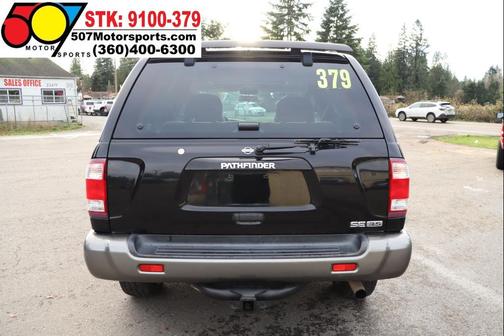 2001 Nissan Pathfinder SE 4WD