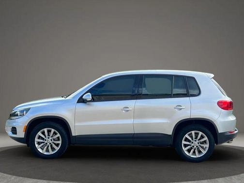 2014 Volkswagen Tiguan Auto SE