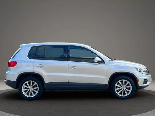2014 Volkswagen Tiguan Auto SE