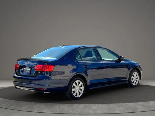 2014 Volkswagen Jetta Auto SE