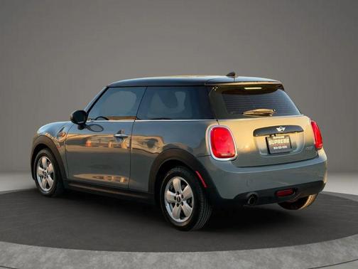 2017 MINI Hardtop Cooper