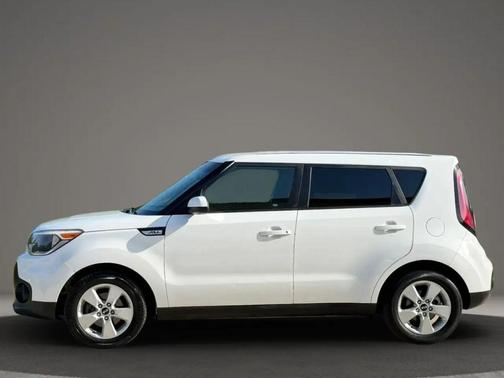 Clear White 2019 Kia Soul Base