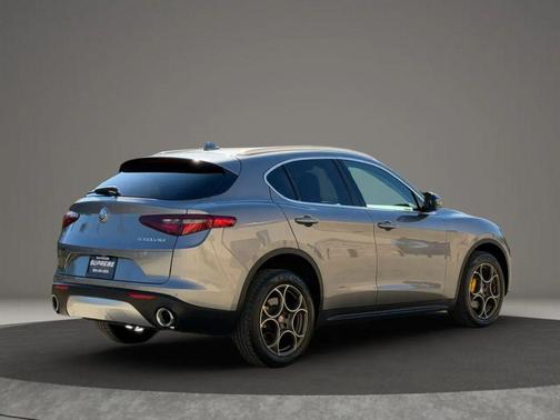 2018 Alfa Romeo Stelvio Ti Sport