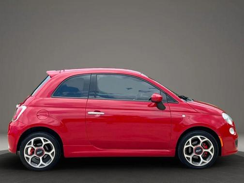 2016 FIAT 500 Sport