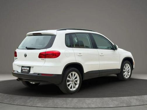 Pure White 2017 Volkswagen Tiguan 2.0T S
