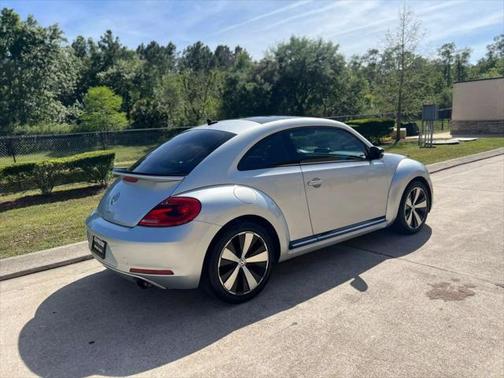 2012 Volkswagen Beetle Base
