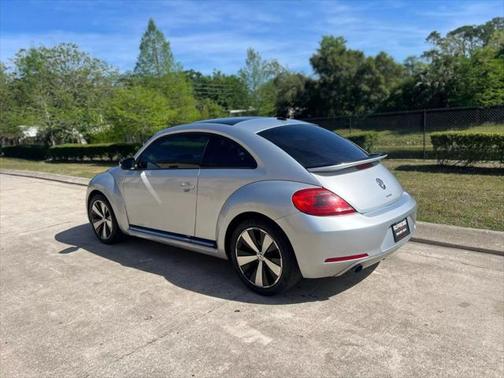 2012 Volkswagen Beetle Base