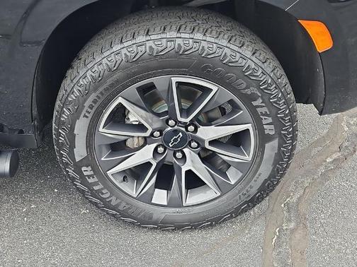 Black 2023 Chevrolet Tahoe Z71