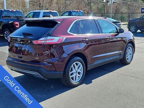 BURGUNDY VELVET MET TINT CC 2022 Ford Edge SEL