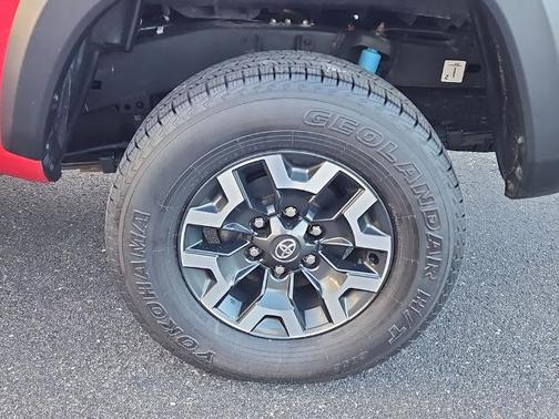 2022 Toyota Tacoma TRD OFF ROAD