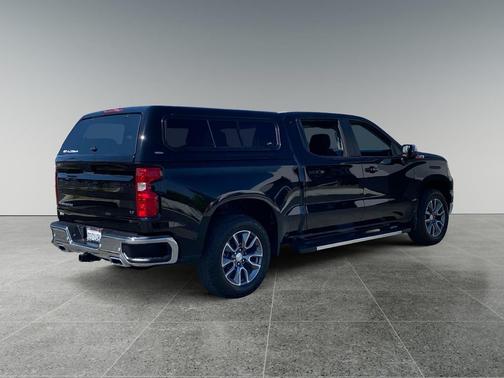 Black 2024 Chevrolet Silverado 1500 LT