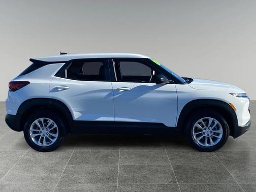 2024 Chevrolet Trailblazer LS