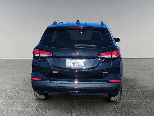 2022 Chevrolet Equinox FWD RS