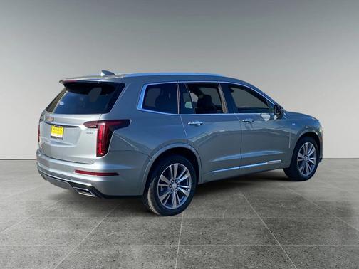 2024 Cadillac XT6 Premium Luxury FWD