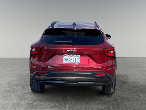 Crimson Metallic 2024 Chevrolet Trax FWD ACTIV