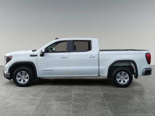 2024 GMC Sierra 1500 SLE
