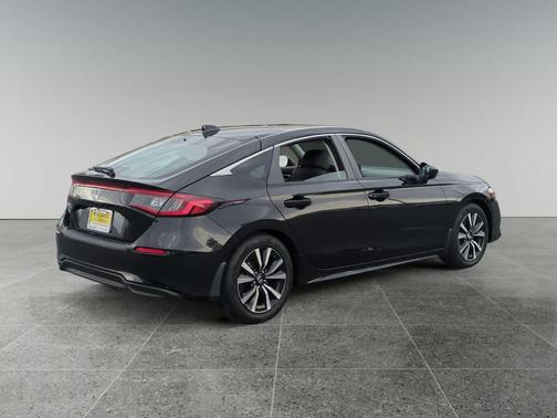 2022 Honda Civic EX-L