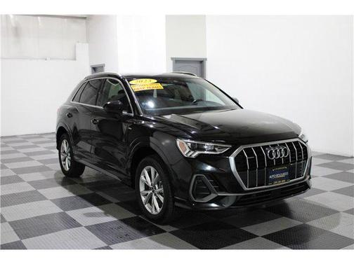 2023 Audi Q3 Premium 45 TFSI S line quattro Tiptronic