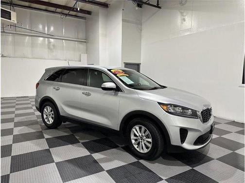 2020 Kia Sorento LX