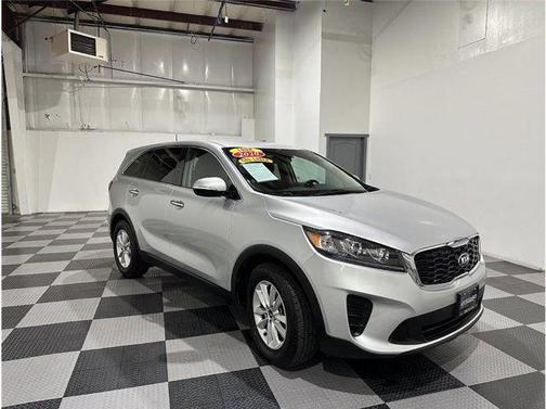 2020 Kia Sorento LX