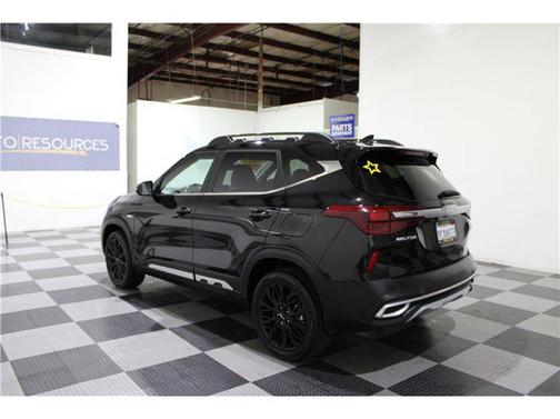 2023 Kia Seltos Nightfall Edition