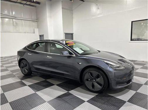 2020 Tesla Model 3 Long Range