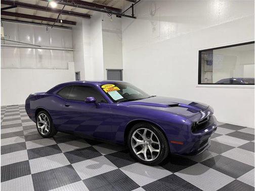 2016 Dodge Challenger SXT
