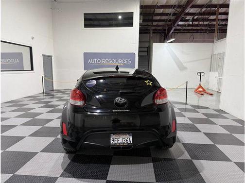 2016 Hyundai Veloster Base