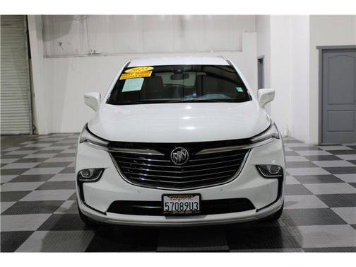 2023 Buick Enclave Essence FWD