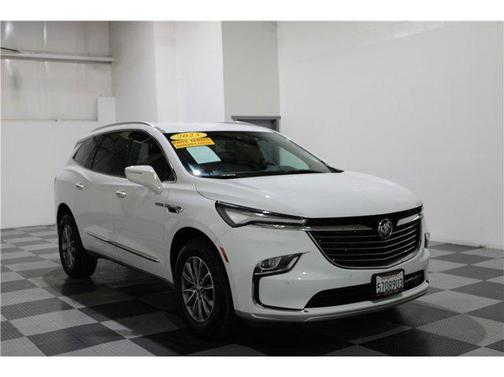 2023 Buick Enclave Essence FWD